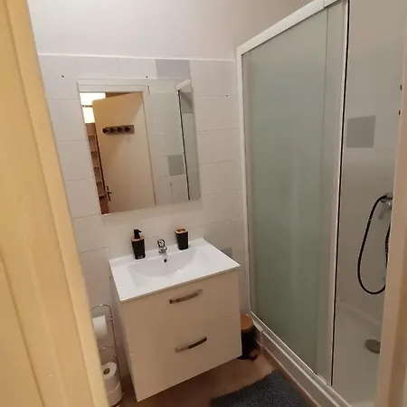 Au Cœur Du Quartier Historique Appartement